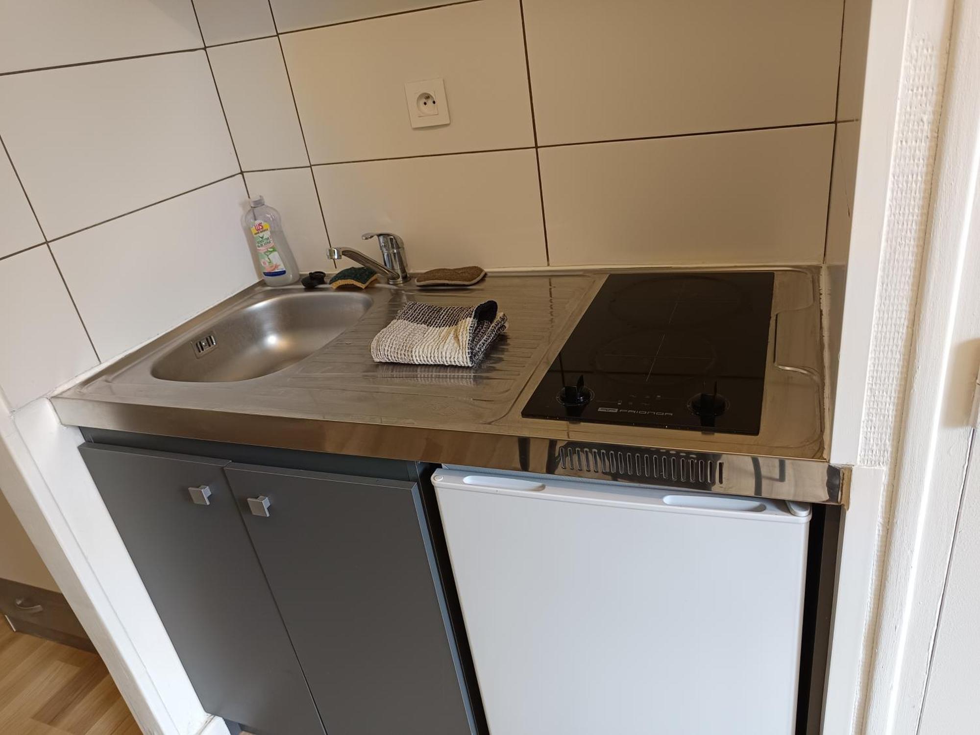 Studio Vert Tout Equipe Wifi Le Creusot Kültér fotó